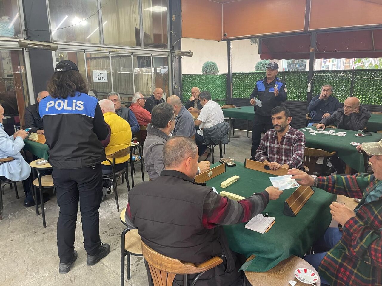 Samsun polisi sahada! 257 kişi bilgilendirildi