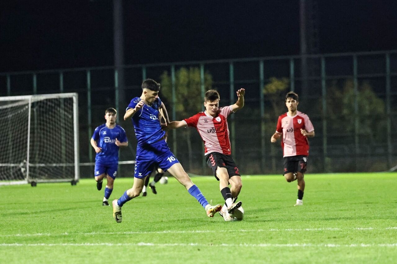 Samsunsporlu gençler hazırlıkta göz doldurdular