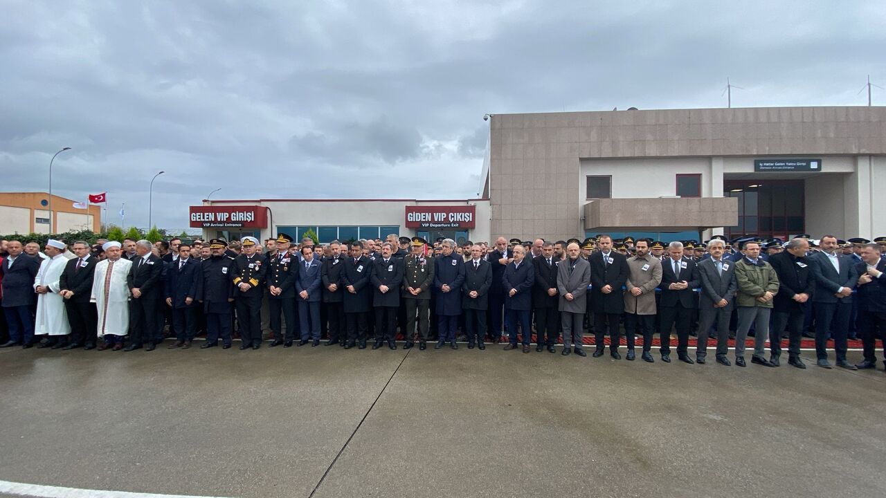 Samsun şehidini karşılıyor: Emre Altıok memleketinde