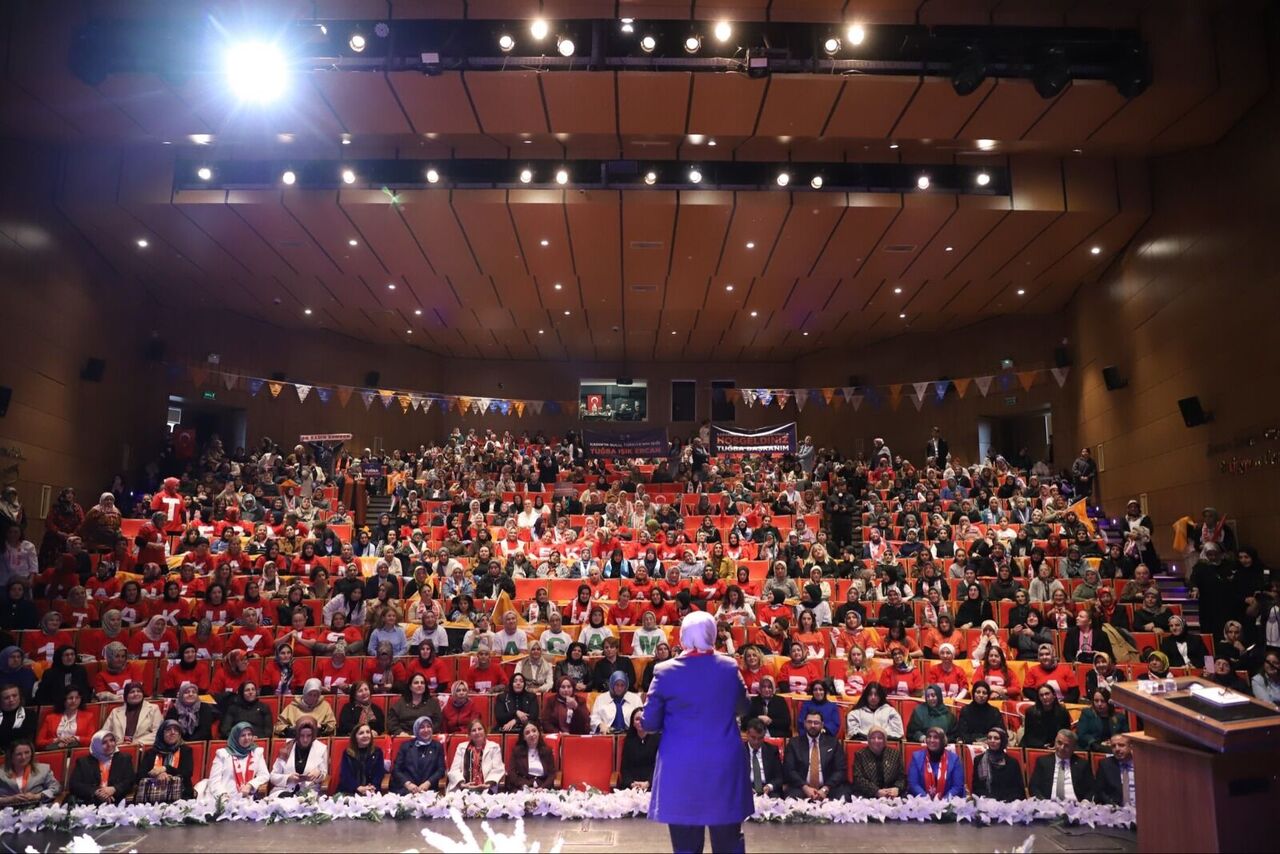 AK Partili Tuğba Işık Ercan'dan Samsun'da fedakarlığa teşekkür