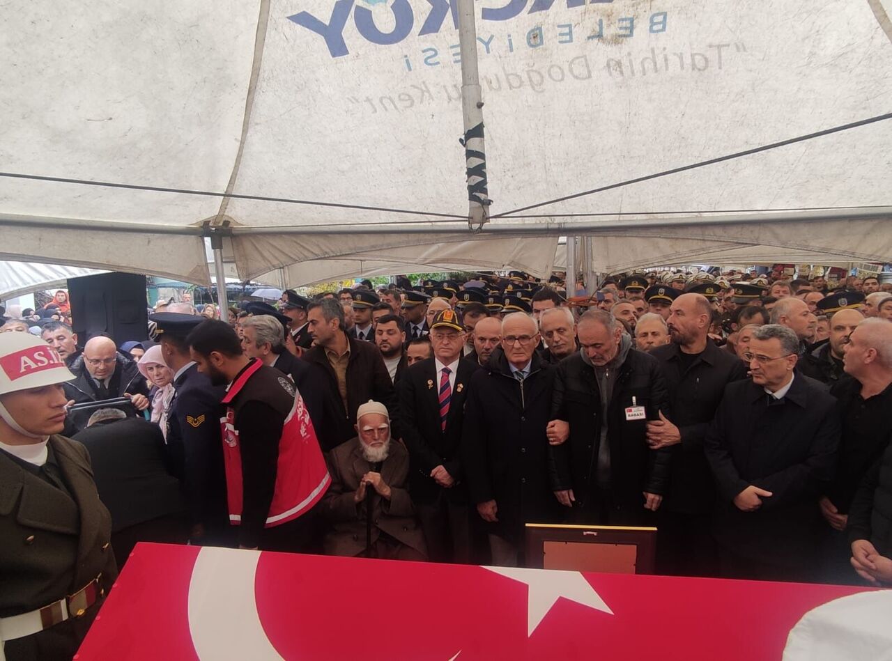 Samsun'da şehit Emre Altıok'a son görev: Gözyaşları içinde uğurlandı