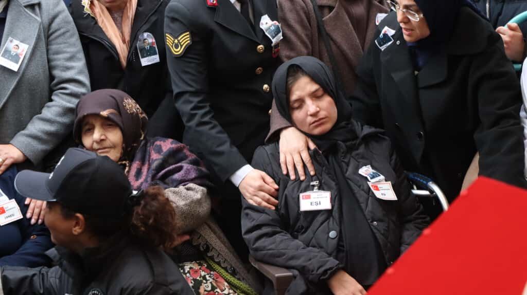 Samsun'da şehit Emre Altıok'a son görev: Gözyaşları içinde uğurlandı