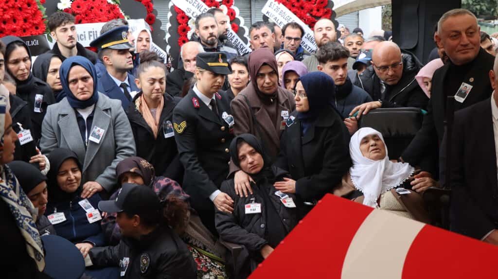 Samsun'da şehit Emre Altıok'a son görev: Gözyaşları içinde uğurlandı