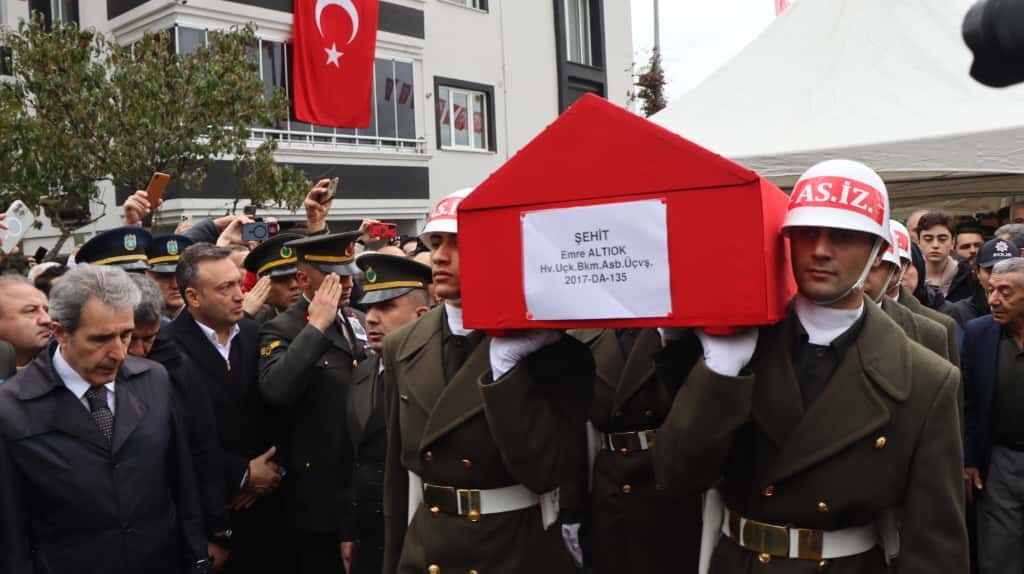 Samsun'da şehit Emre Altıok'a son görev: Gözyaşları içinde uğurlandı