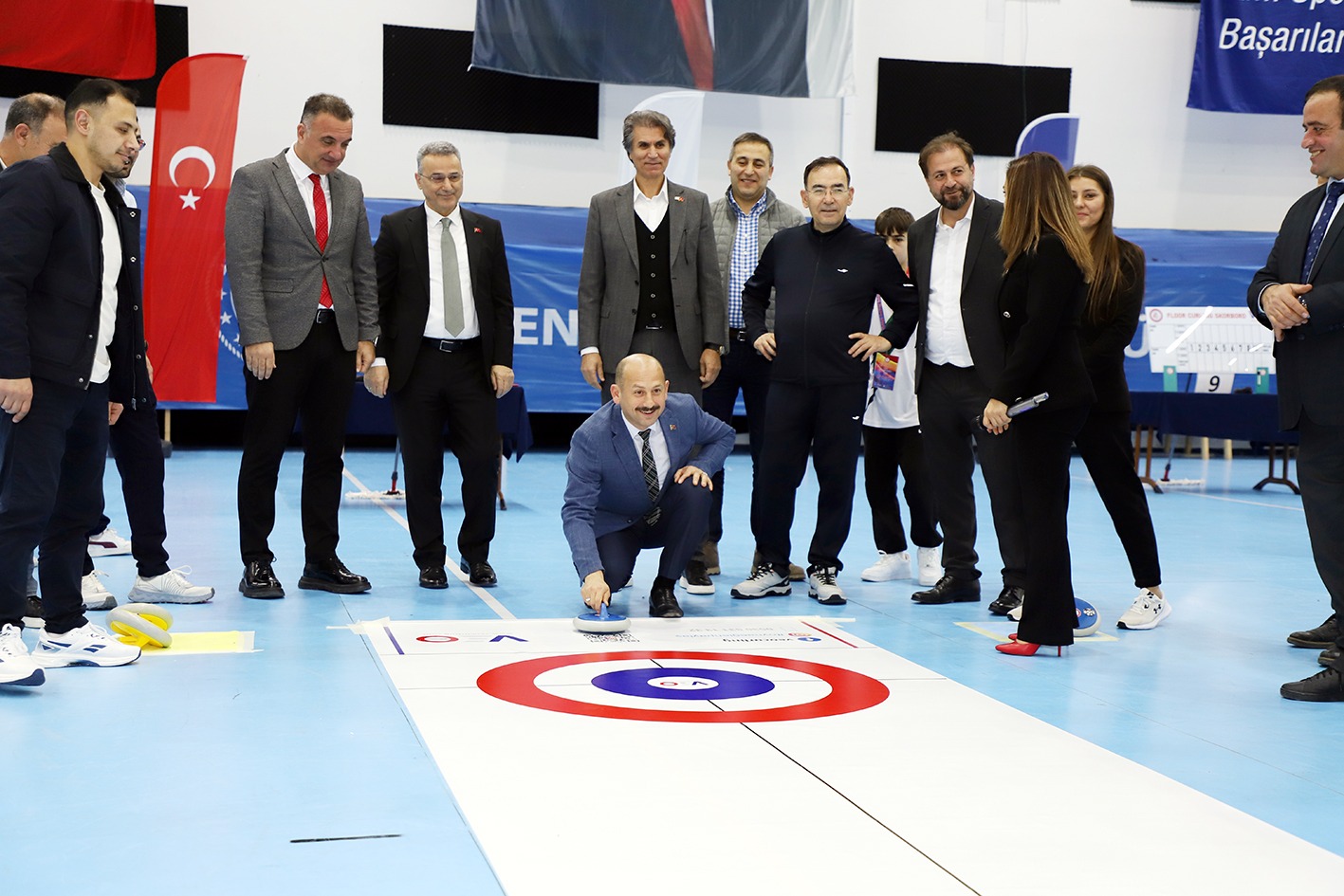 Samsun'da curling heyecanı başladı: 54 kulüp derece mücadelesinde 