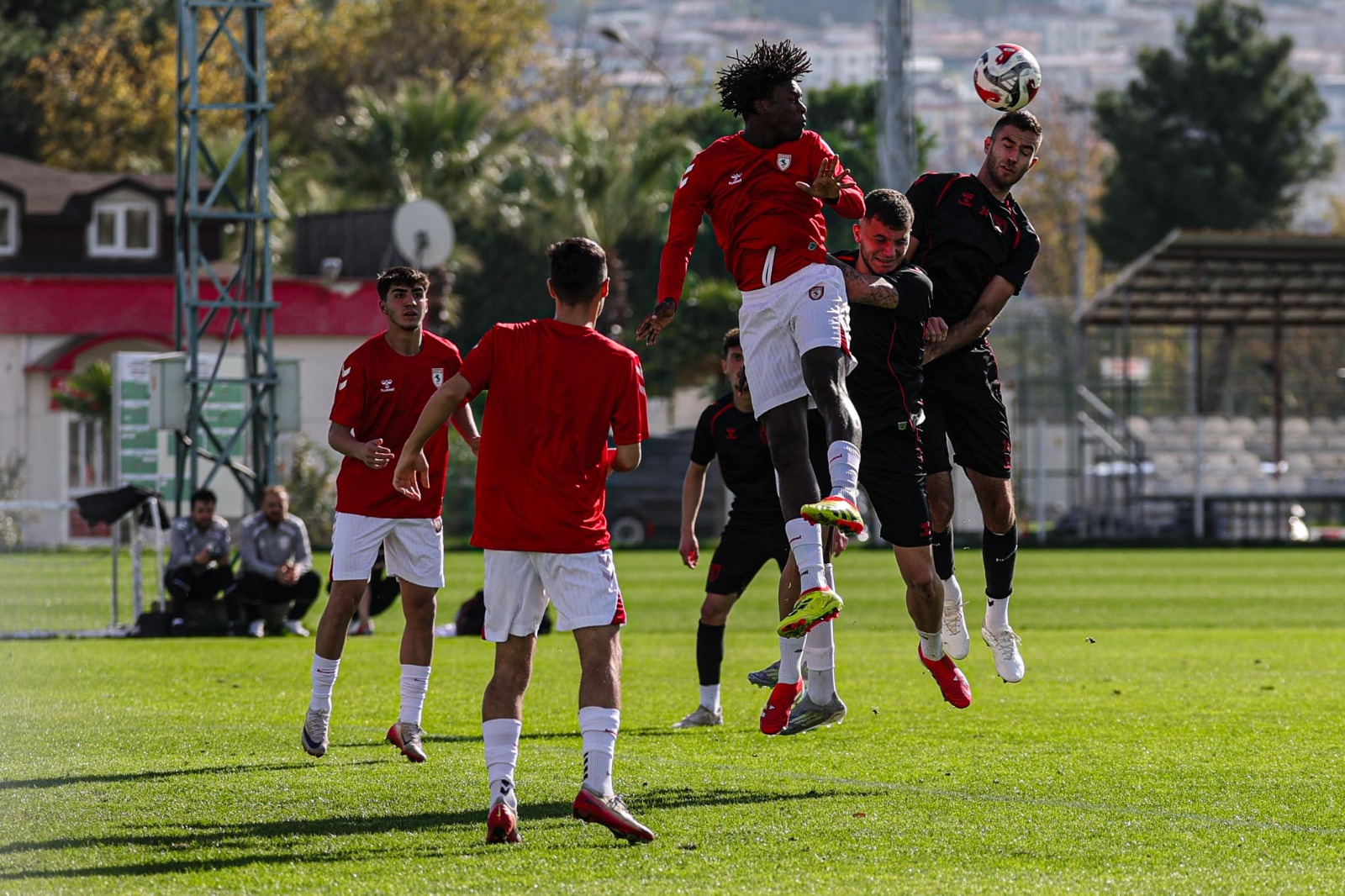 Whatsapp Image 2025 11 18 At 16.43.36