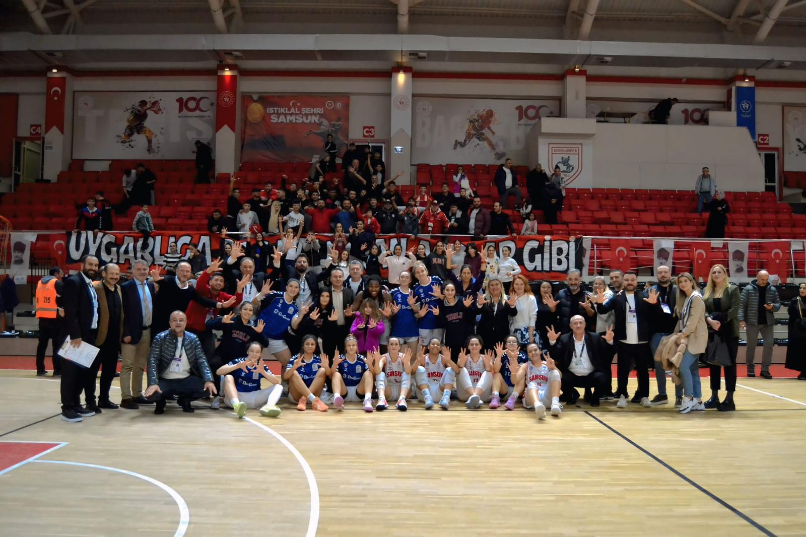 Namağlup lider Zorlu'nun rakibi Turgutlu 