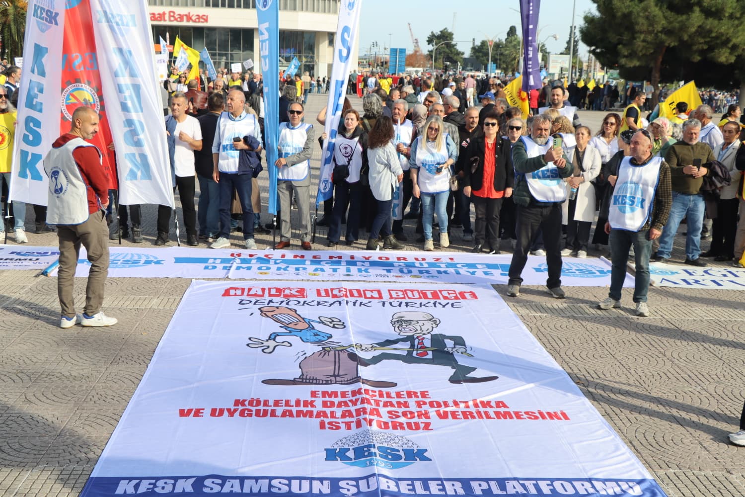 KESK Eş Başkanı Ayfer Koçak'tan Samsun'da bütçe eleştirisi 