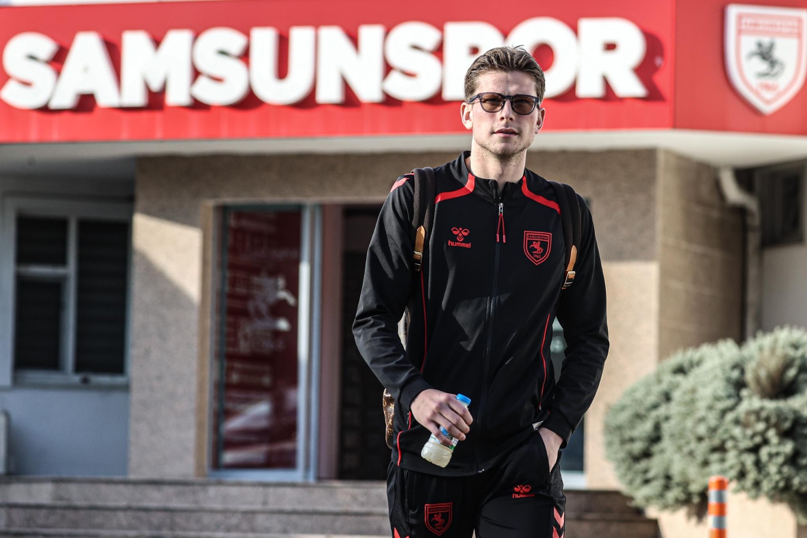 Samsunspor, Beşiktaş maçı için yola çıktı 