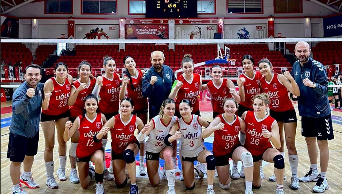 Samsunspor Voleybolda çeyrek finalde 