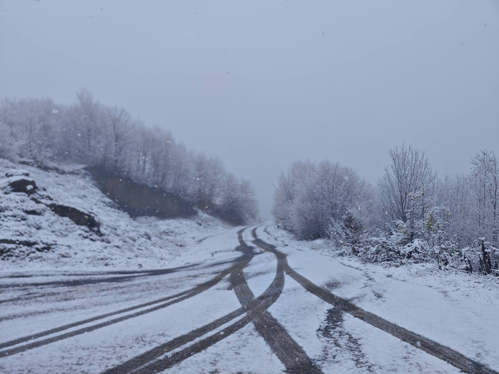 Samsun'un ilçelerinden özlenen kar manzaraları 