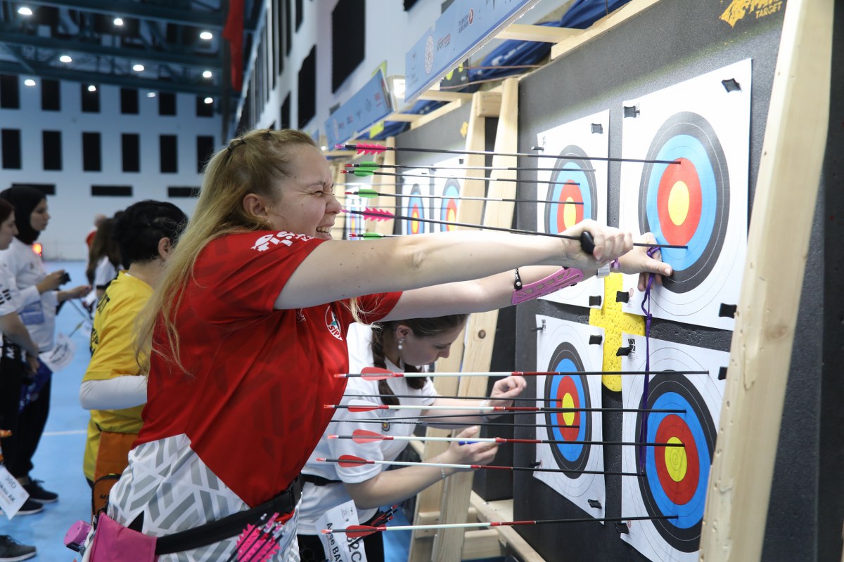 A A 20251204 39891933 39891931 S A L O N O K C U L U K T U R K I Y E S A M P I Y O N A S I S A M S U N D A B A S L A D I 1200X800