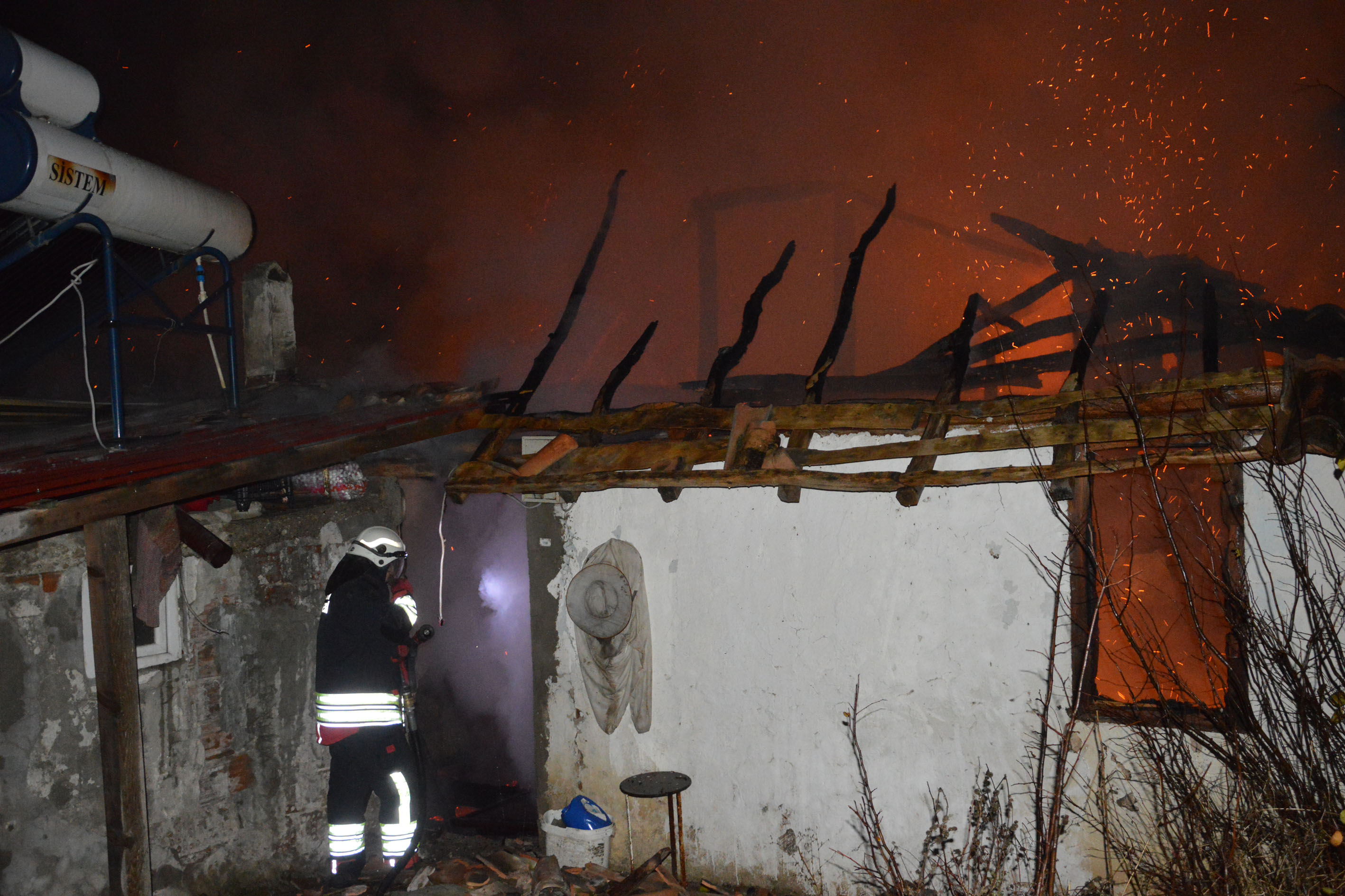 A A 20251214 39981706 39981702 S A M S U N D A C I K A N Y A N G I N D A I K I K A T L I A H S A P E V K U L L A N I L A M A Z H A L E G E L D I