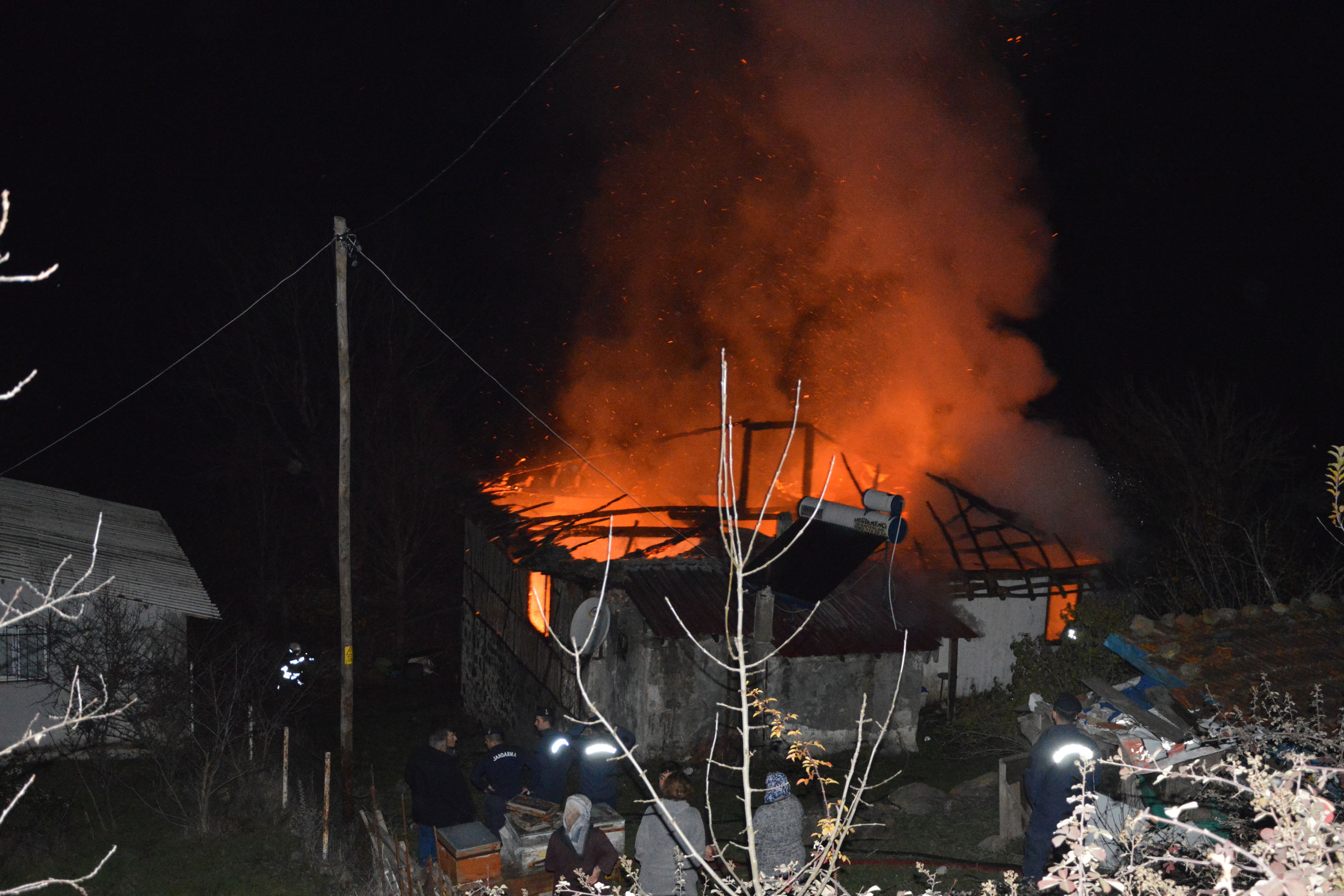 A A 20251214 39981706 39981705 S A M S U N D A C I K A N Y A N G I N D A I K I K A T L I A H S A P E V K U L L A N I L A M A Z H A L E G E L D I