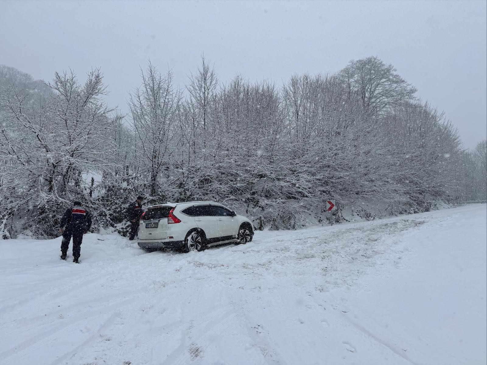 A A 20251231 40121853 40121852 S A L I P A Z A R I N D A Y O L D A K A L A N L A R I J A N D A R M A K U R T A R D I