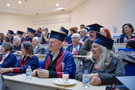 35 yıl sonra aynı sırada: OMÜ Tıp Fakültesi mezunlarına nostalji dolu gün