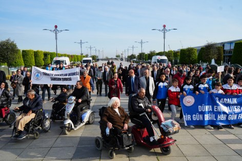 Samsun'da farkındalık için yürüdüler: Sorumluluk vurgusu 