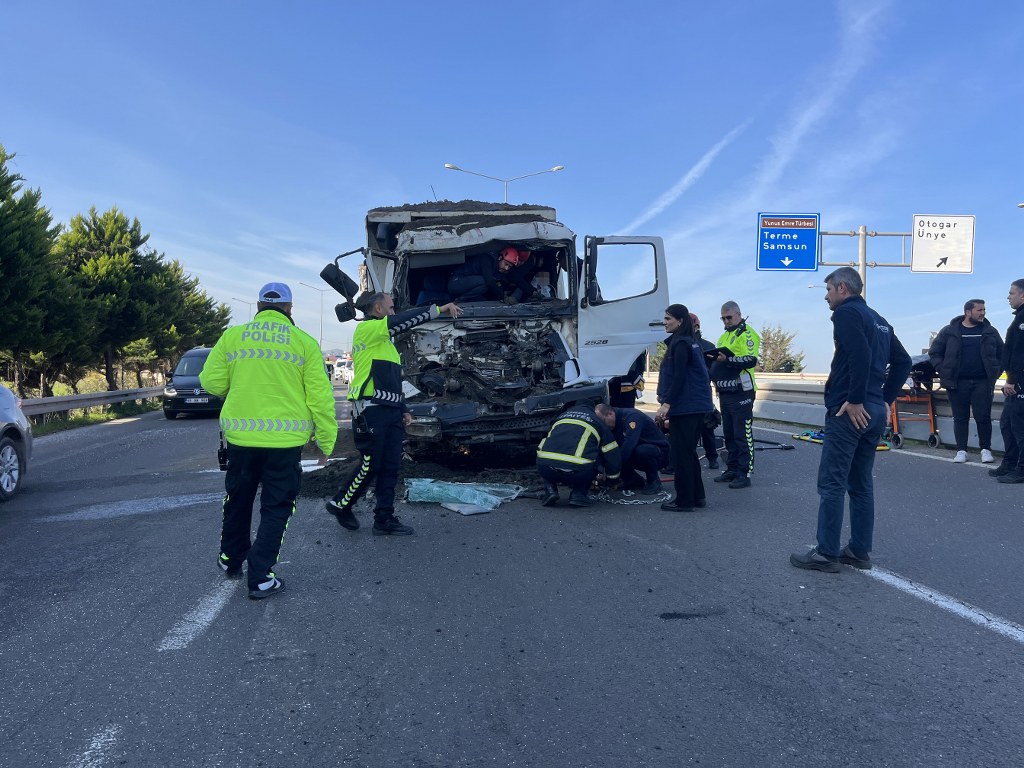 A W593677 04 1024X768