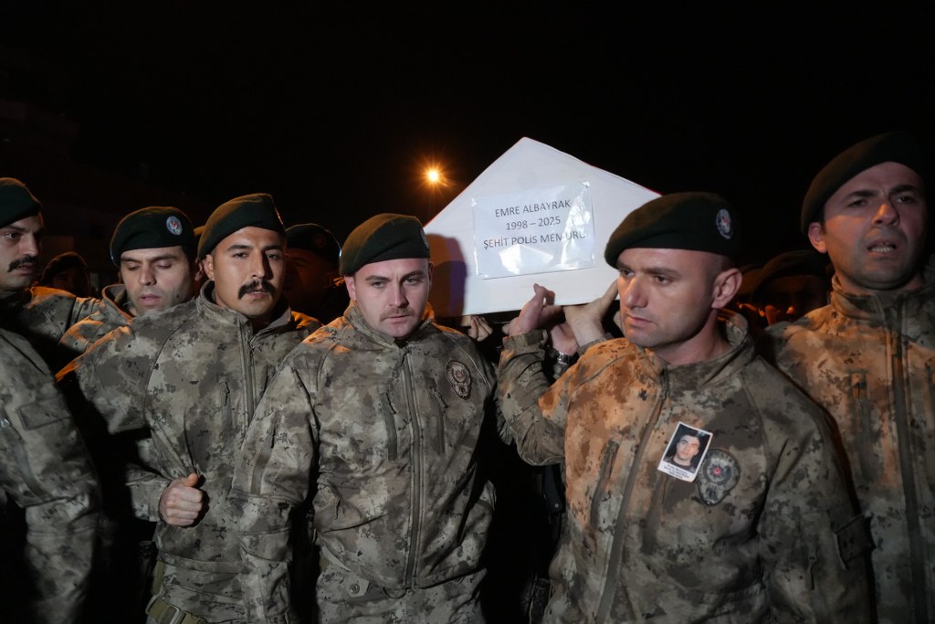 A W595479 01 1024X683