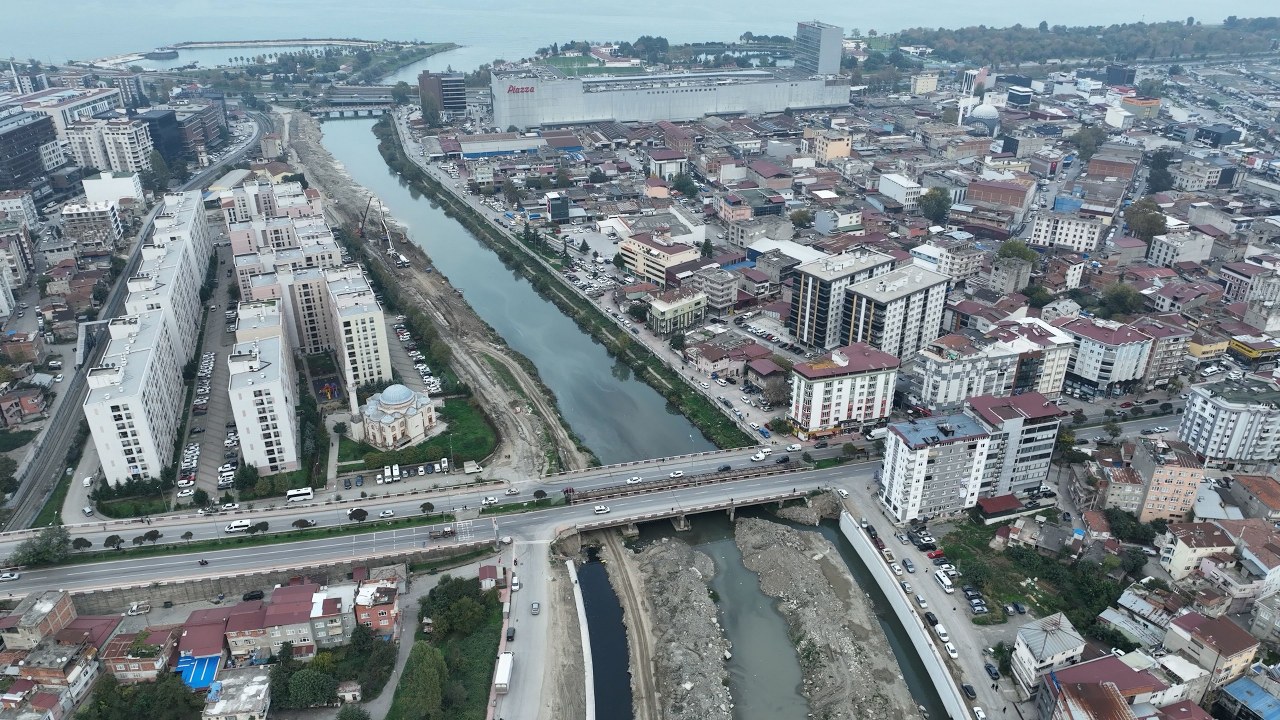 A W595641 06 1280X720