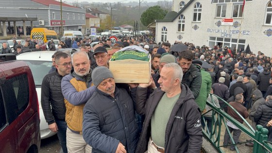 Samsun'da silaj makinesi faciası! Miraç Köse toprağa verildi