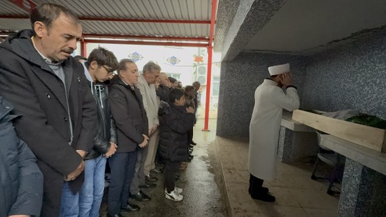 Samsun'da silaj makinesi faciası! Miraç Köse toprağa verildi