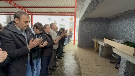 Samsun'da silaj makinesi faciası! Miraç Köse toprağa verildi