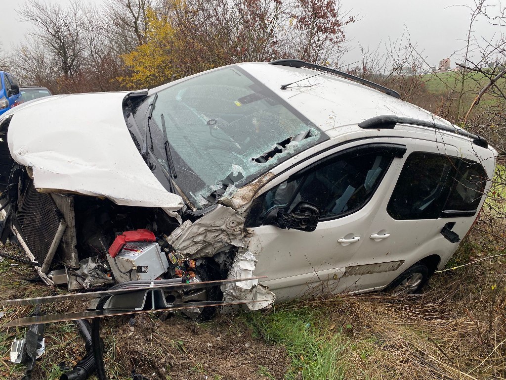 A W600307 06 1024X768