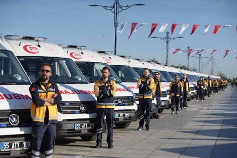 Samsun'da 112'den insanüstü performans: Gece gündüz hayat mesaisi 