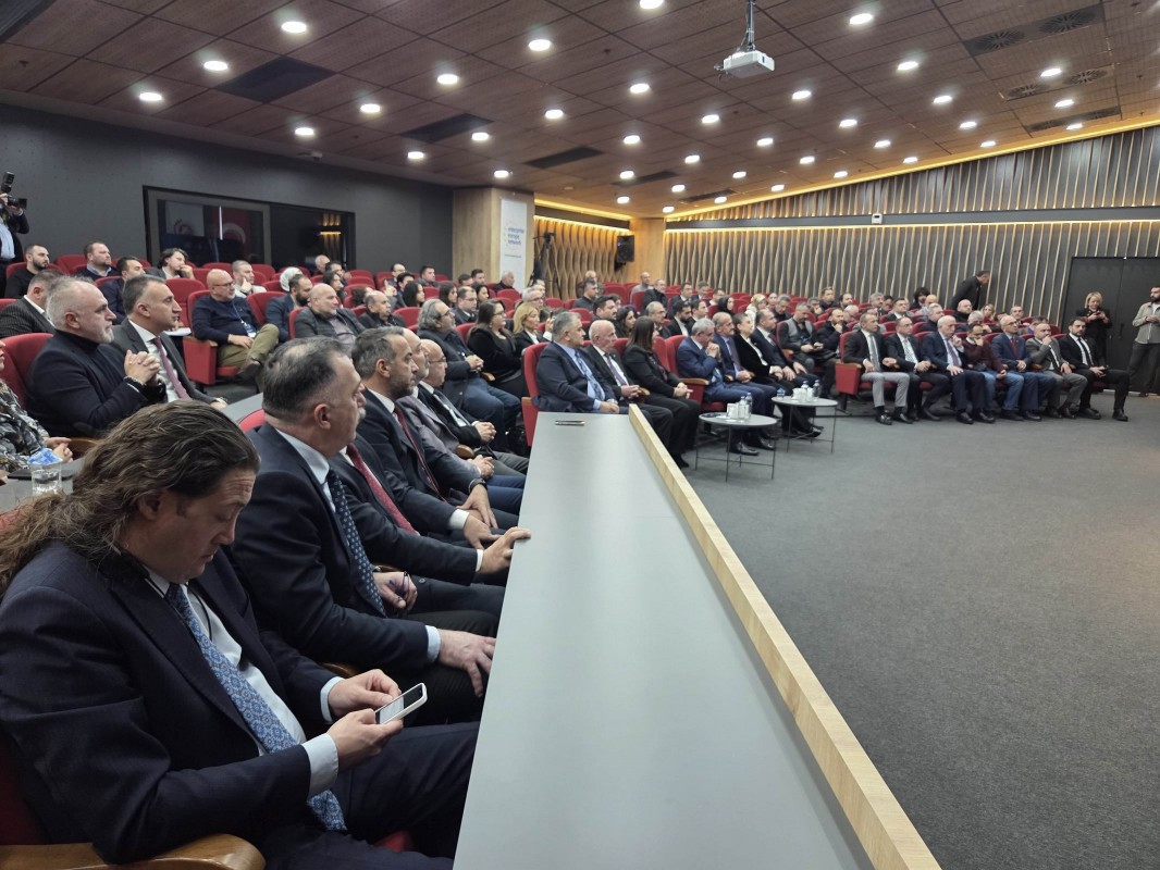 A W609773 03 1066X800