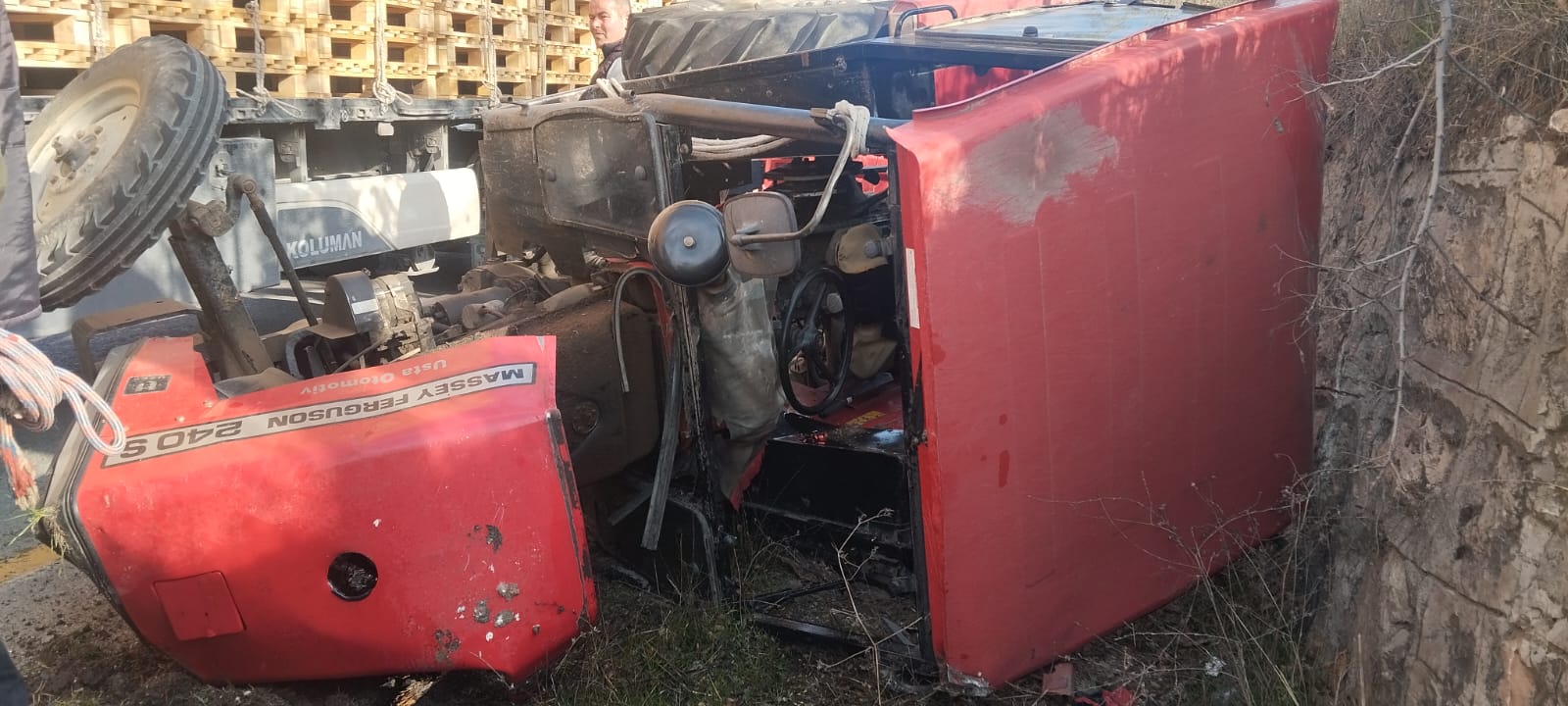 Samsun'da muhtar kaza Olcay Ömür kazada yaralandı