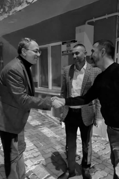 MHP'li İlyas Topsakal’dan komşulara duygu yüklü ziyaret