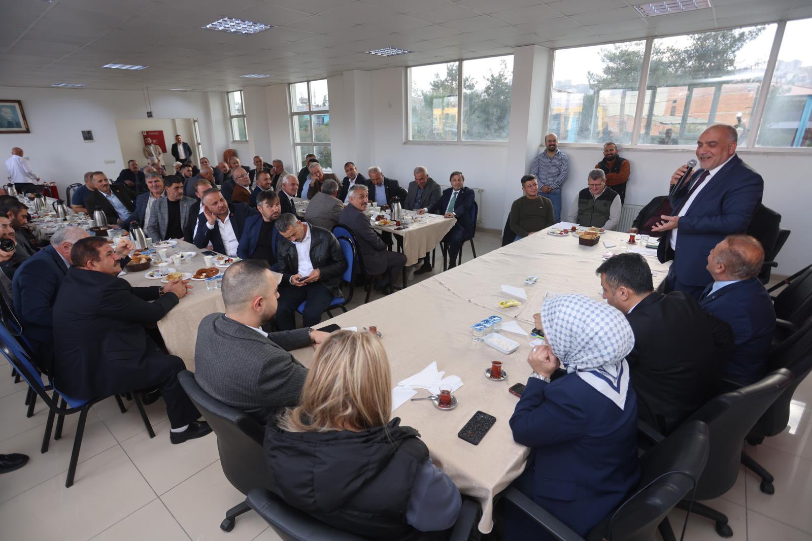 Muhtarlarla Canik’in yol haritası görüşüldü 