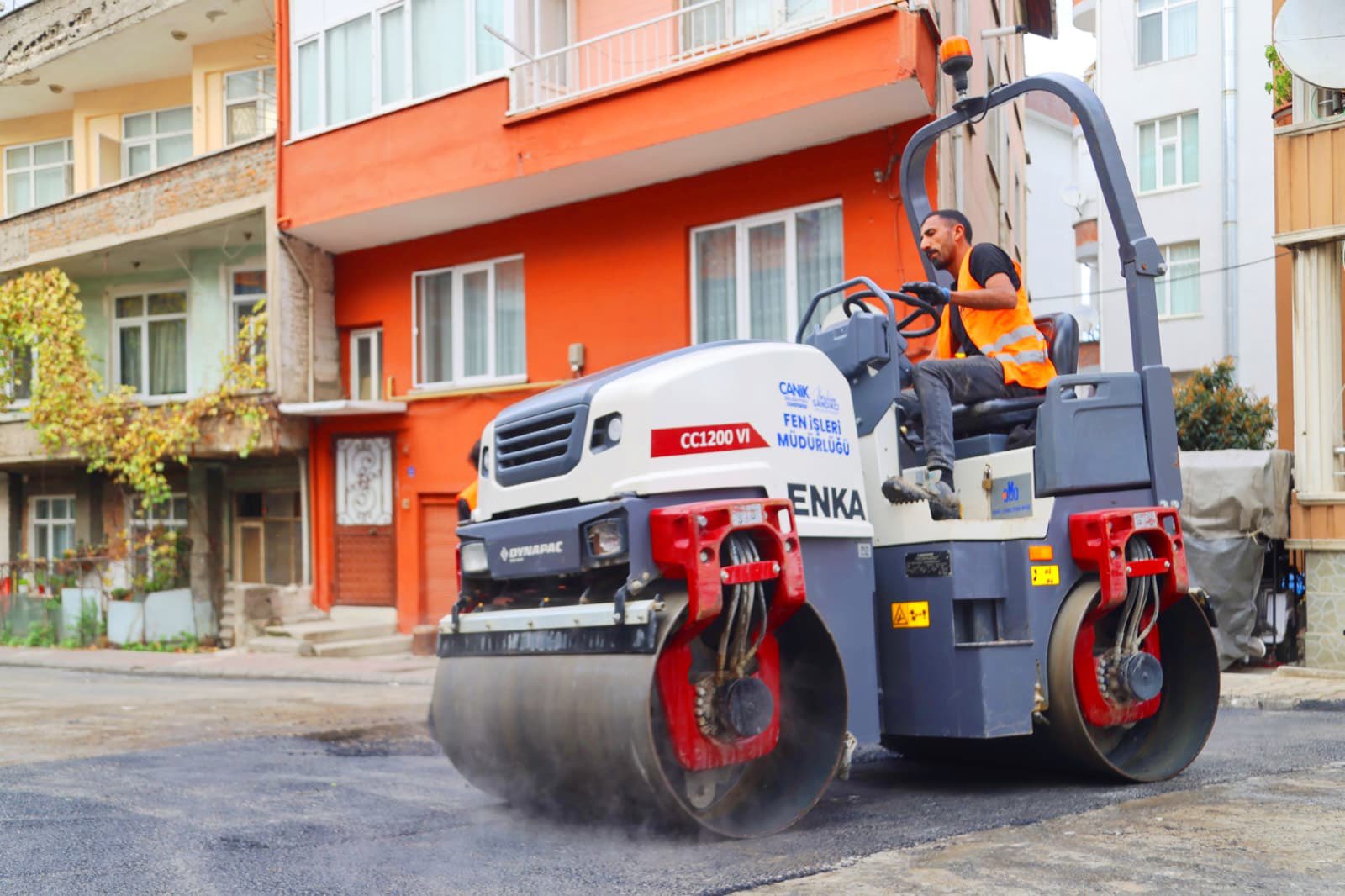 Canik'te mahallelerde eş zamanlı çalışma!