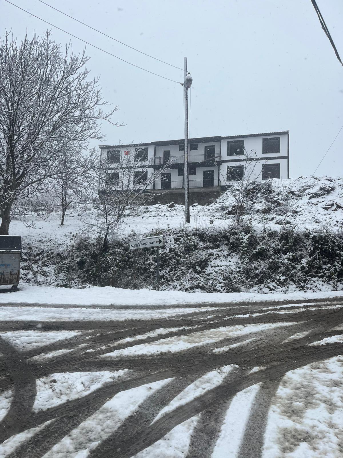 Canik'te yılık ilk karı: Ekipler teyakkuzda 