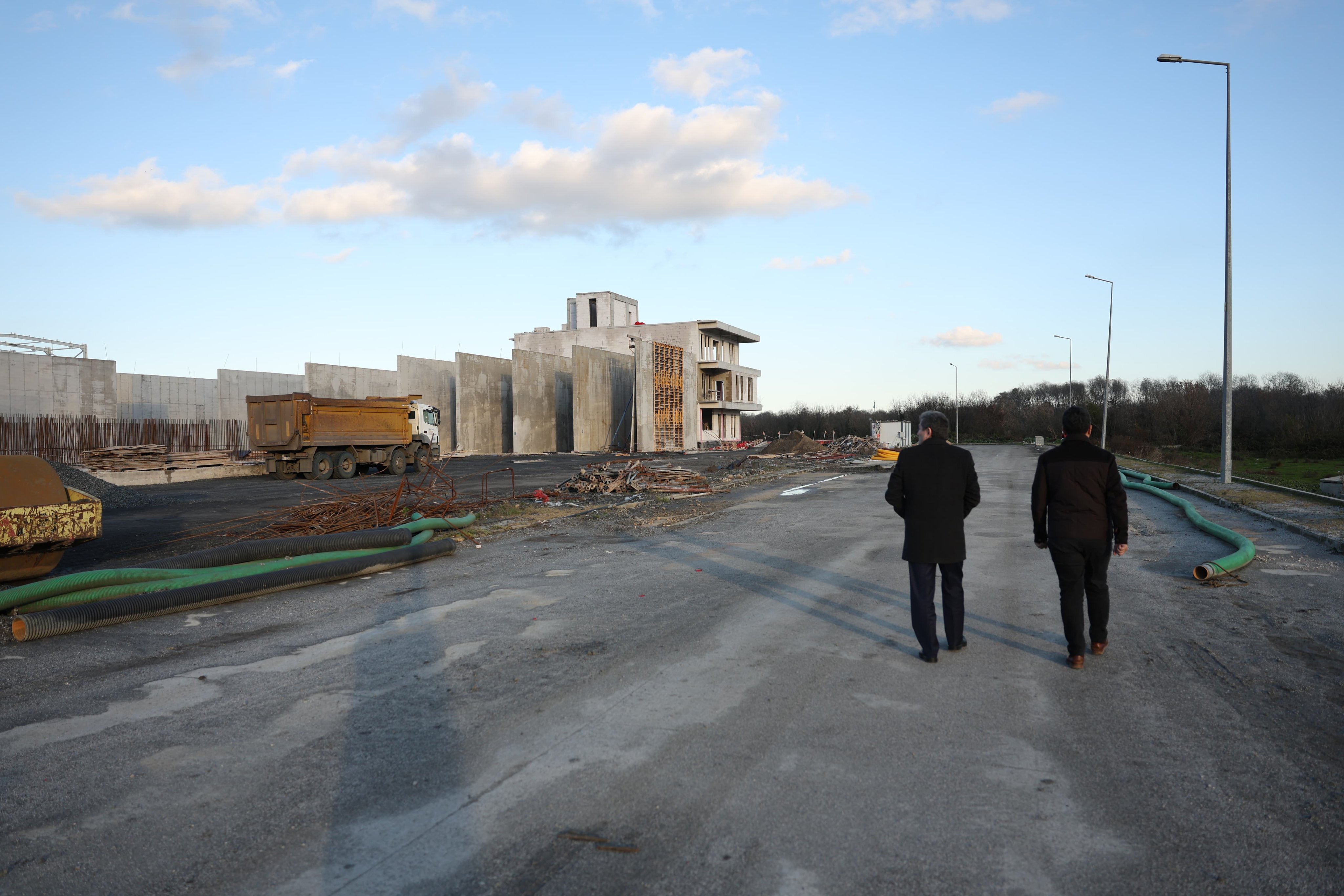 G8C E9 V8 X A A E Z Y7