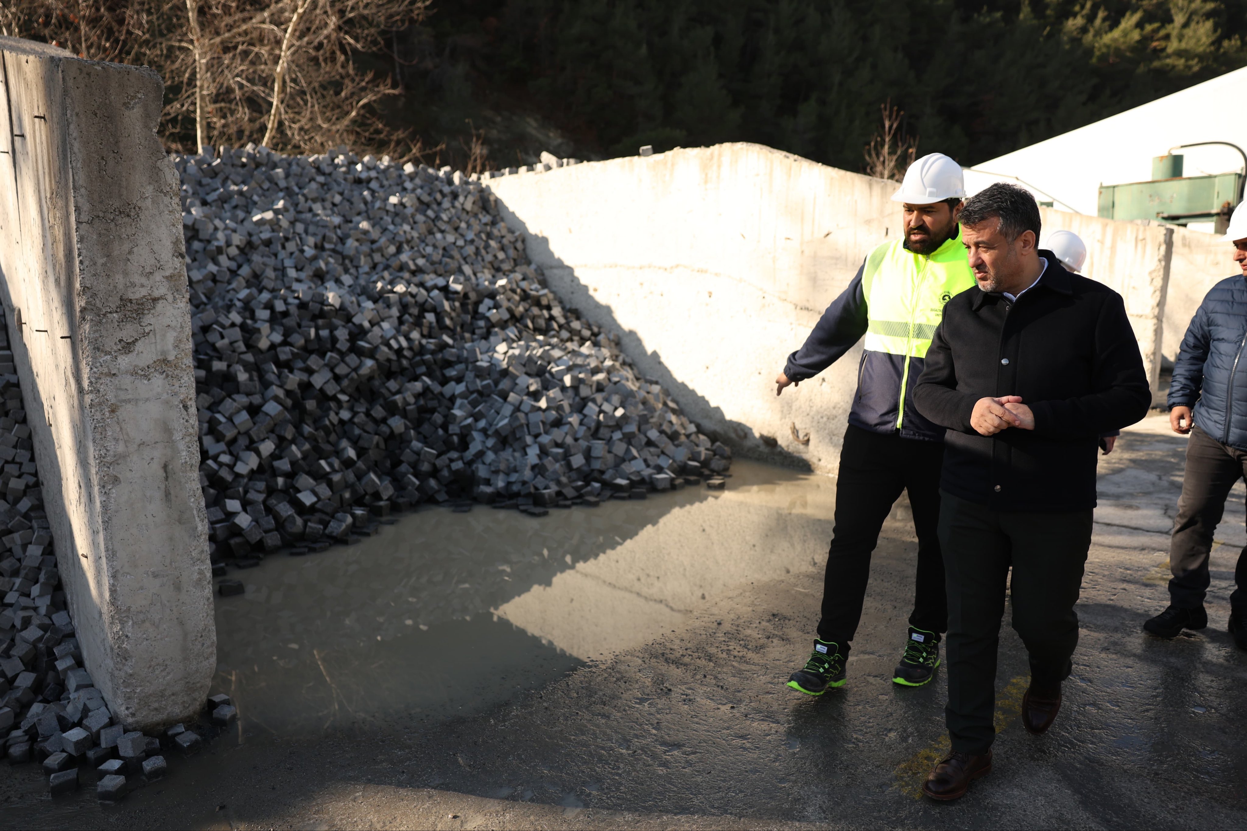 G8N Xdph Xo A A Z J Wg