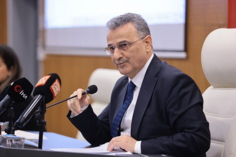 İlkadım Belediye Meclisi'nde "ölü köpekler" gerginliği