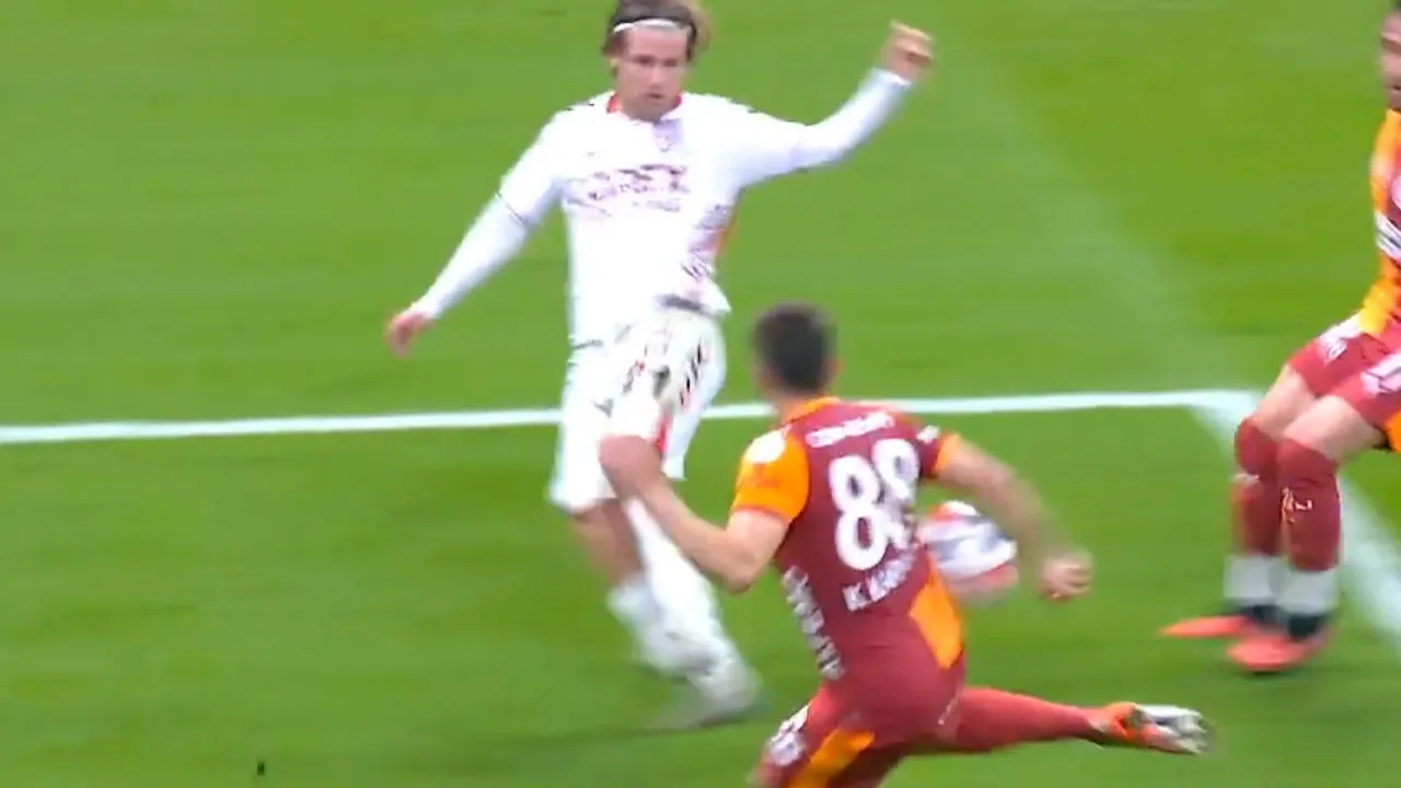 Samsunspor Penalti Pozisyon 1012