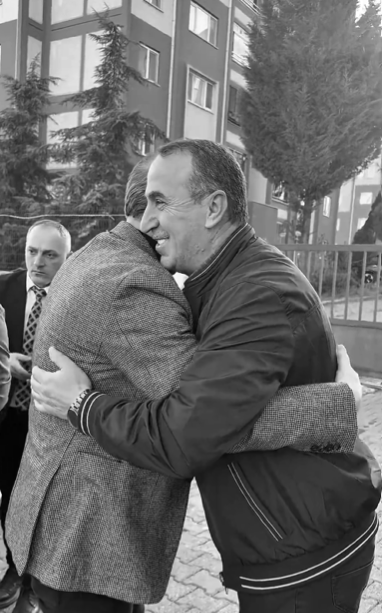 MHP'li İlyas Topsakal’dan komşulara duygu yüklü ziyaret