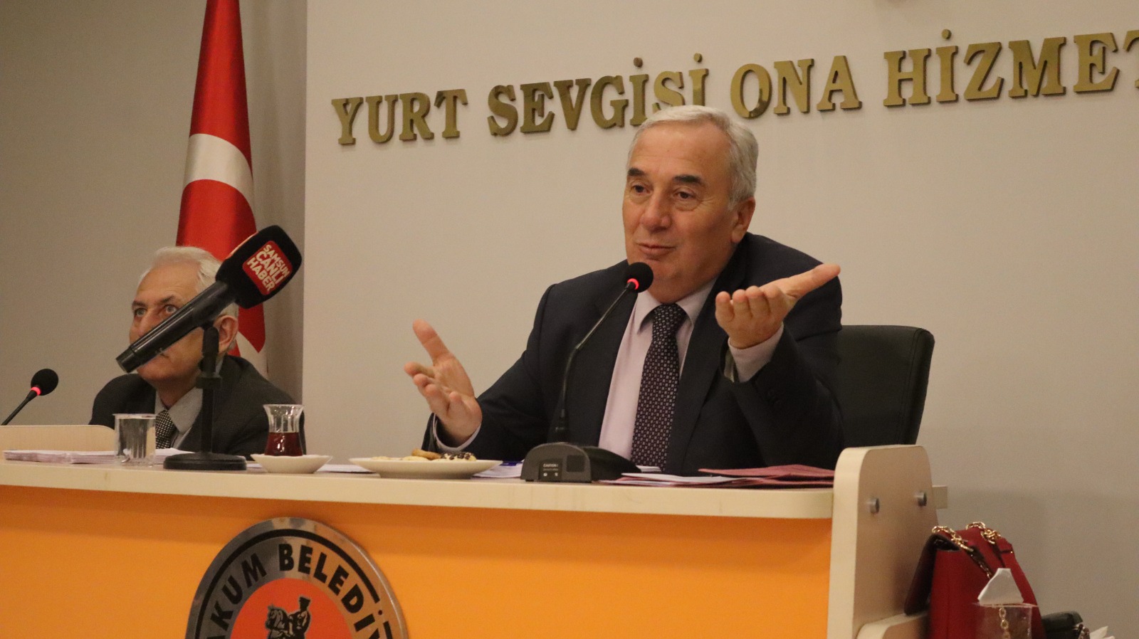 Atakum Meclisi'nde satış, alacak ve ağaç kesimi gündemi 