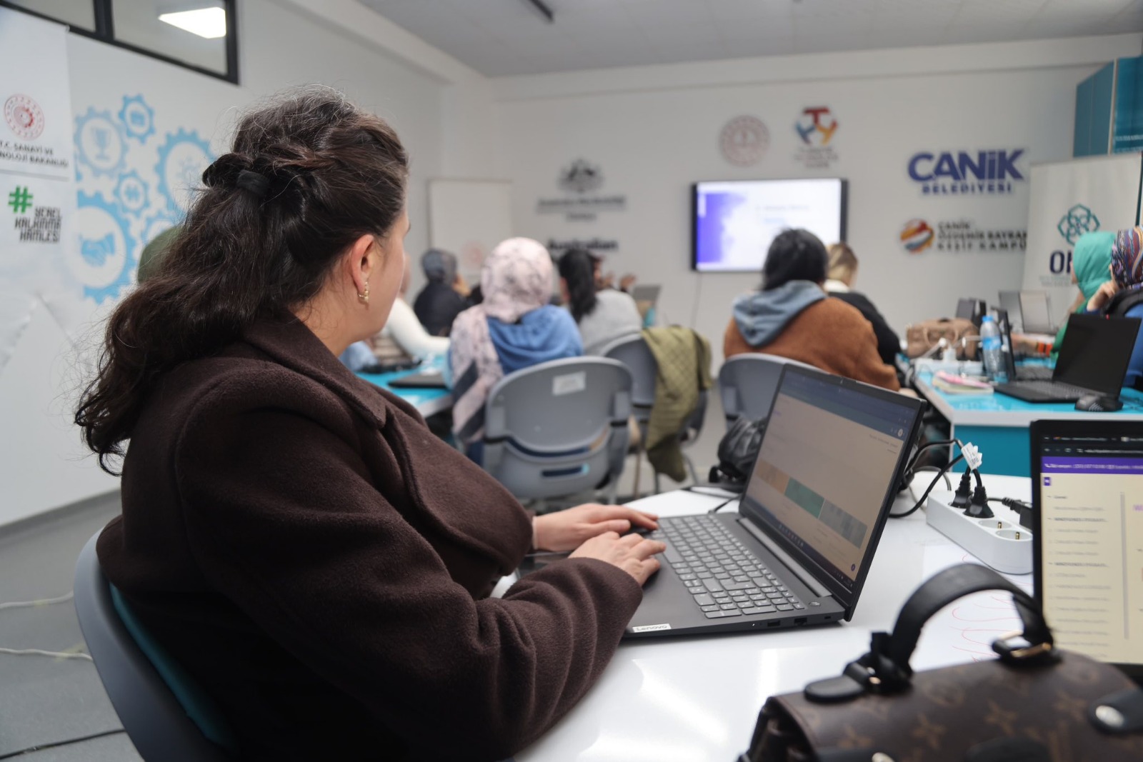 Whatsapp Image 2025 12 03 At 14.21.02