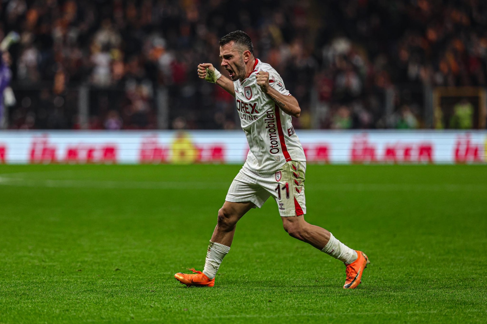 Whatsapp Image 2025 12 05 At 22.12.21