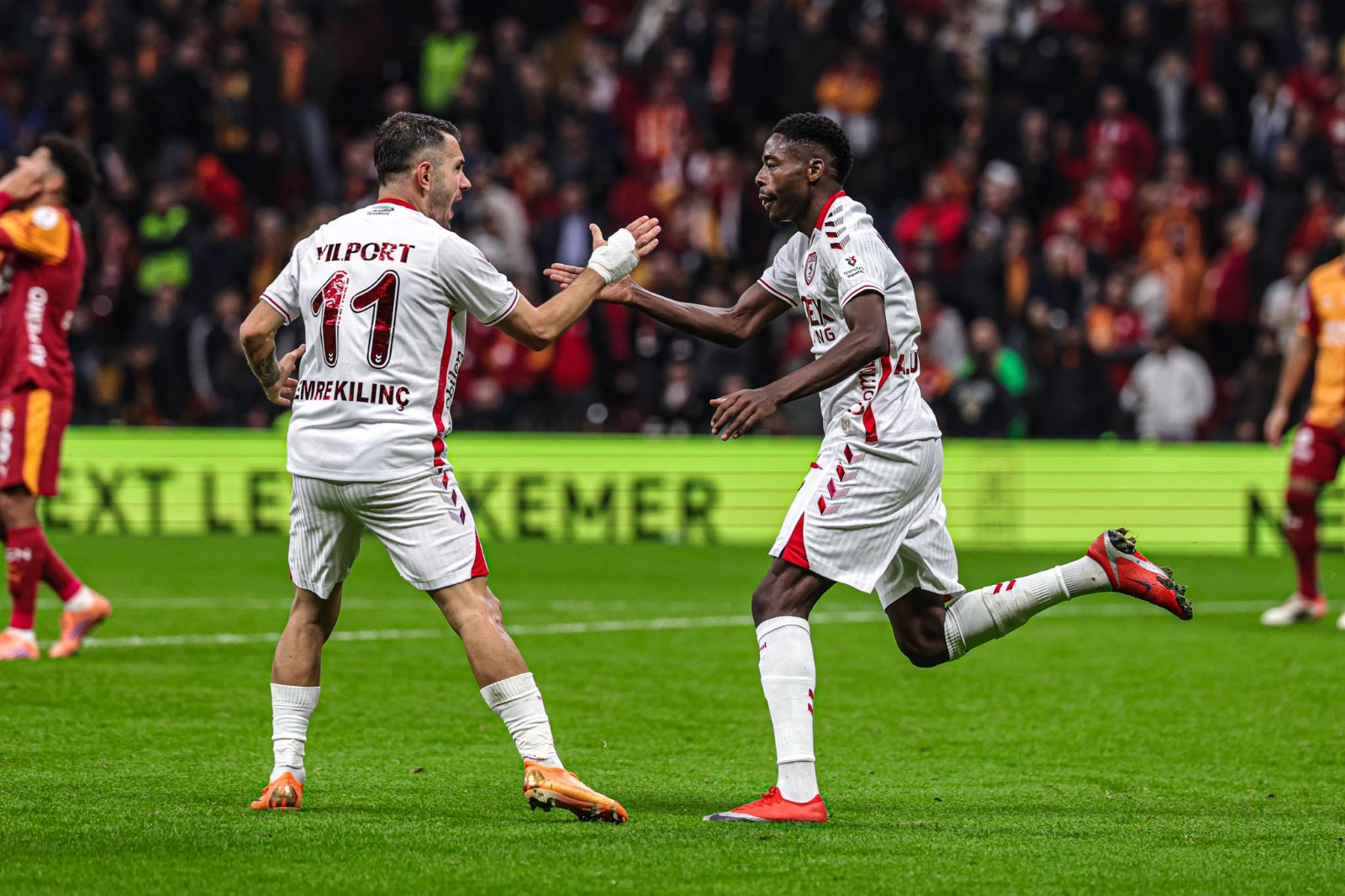 Whatsapp Image 2025 12 05 At 22.15.05