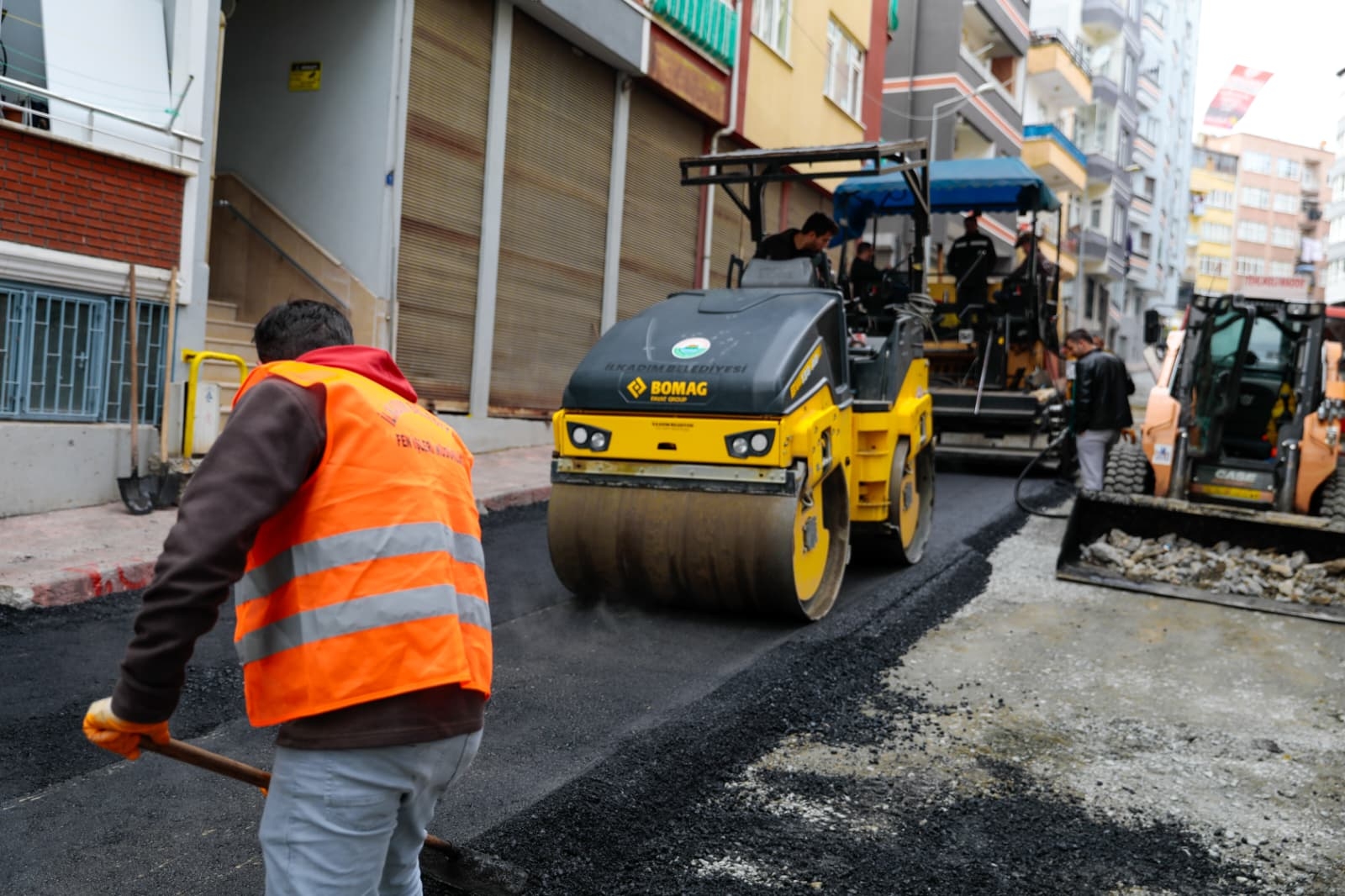 İlkadım’ın yolları yenileniyor: Konfor ve güvenlik artıyor