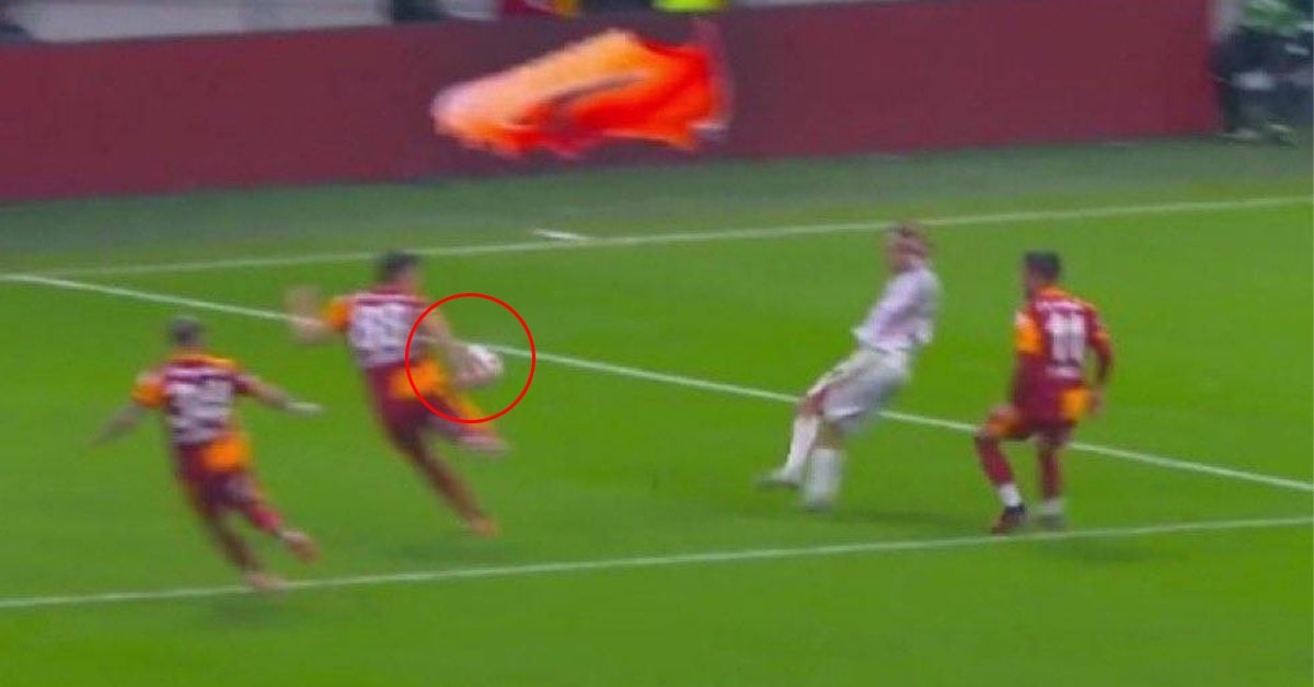 Samsunspor o maçı hatırlattı! "Aynı hakem, aynı gözler, aynı VAR"