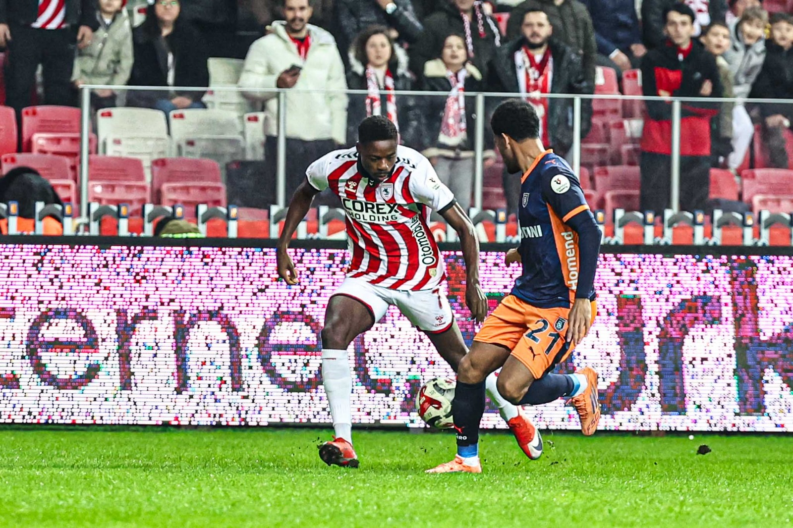 Whatsapp Image 2025 12 14 At 20.45.49 (1)