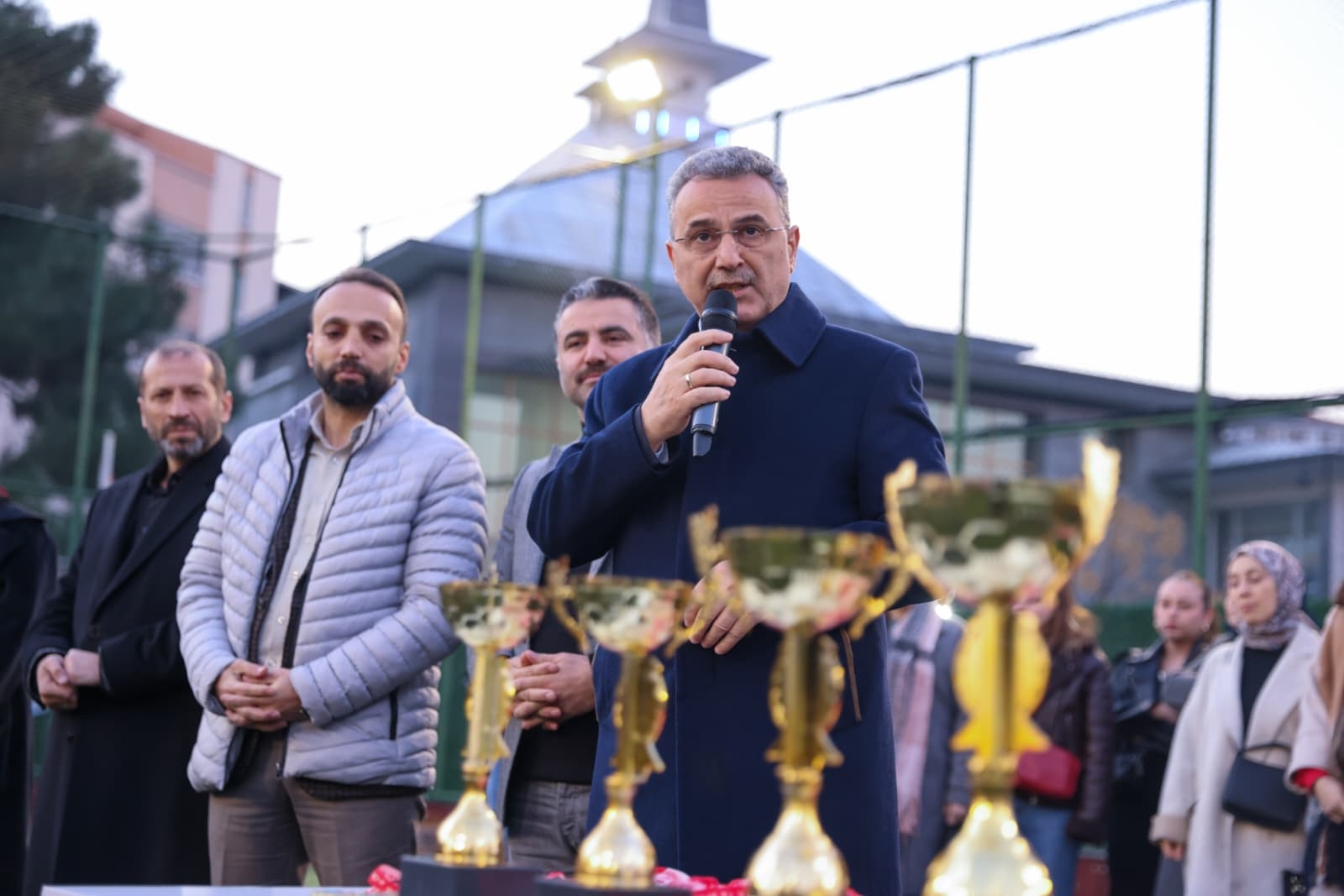 İLKEM’de futbol coşkusu: Kılıçdede şubesi kupayı kaldırdı