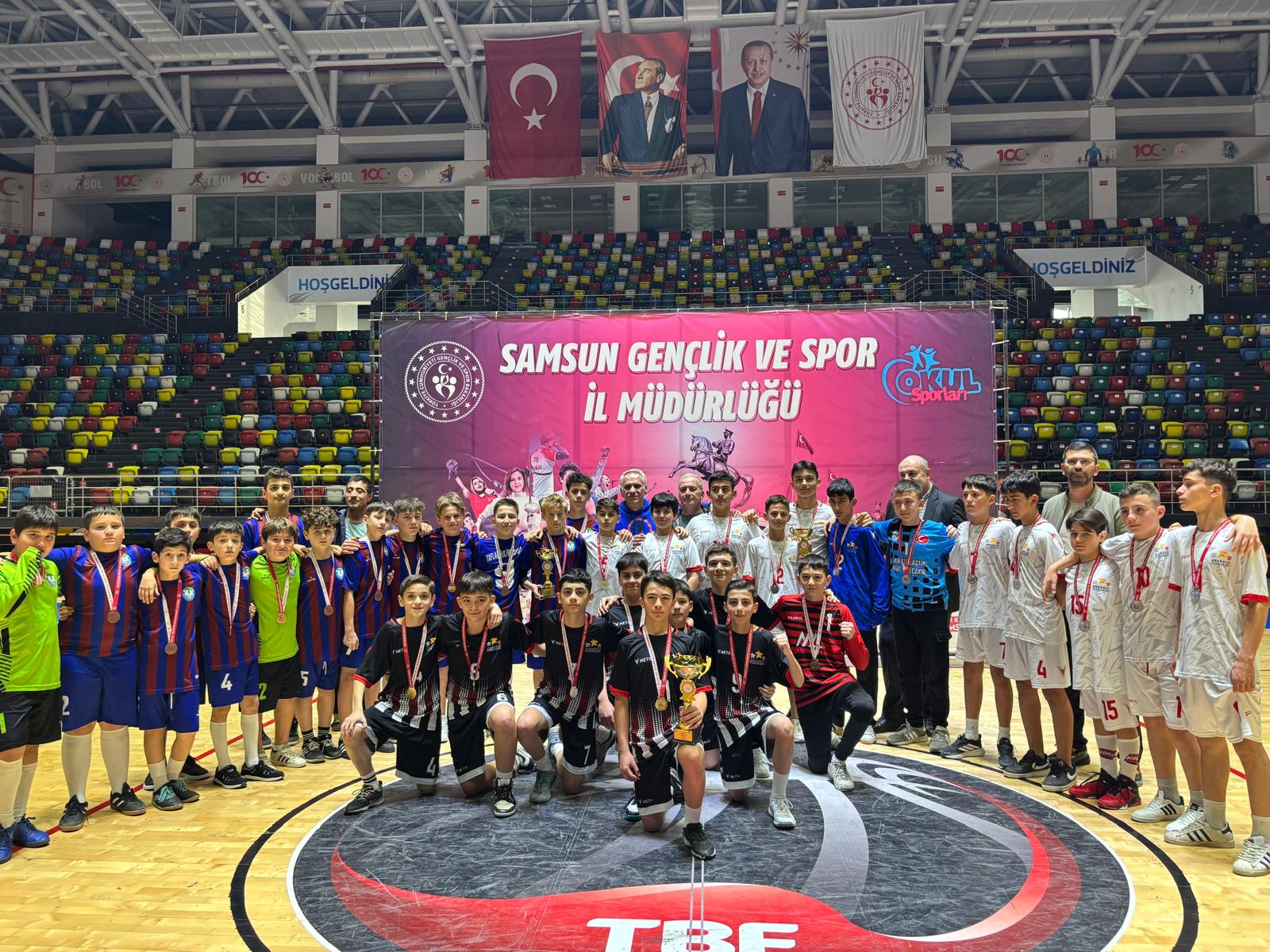 Samsun’da hentbol heyecanı: Kupalar sahiplerini buldu 