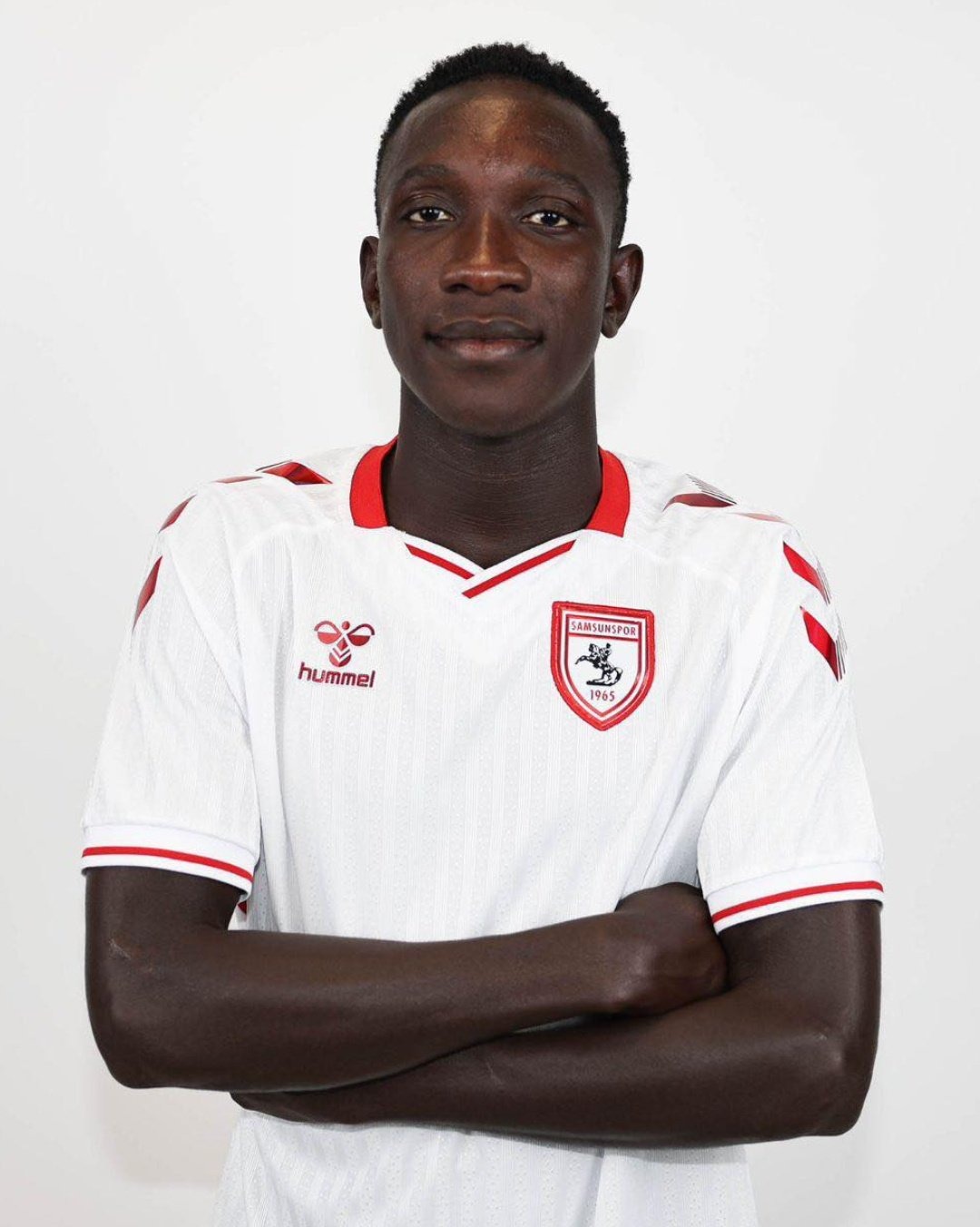 Samsunspor Saikouba Jarjue ile sözleşme imzaladı 